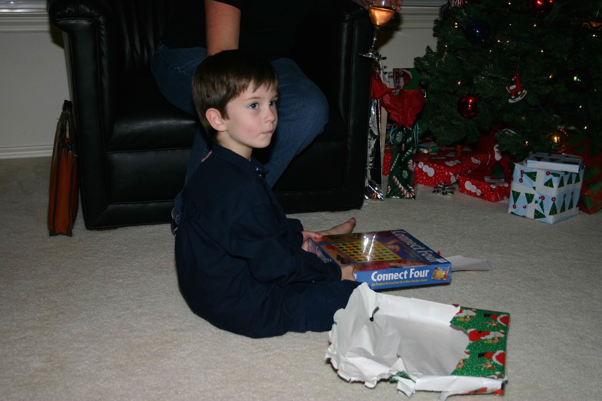 2005-12-25-126 Christmas Day J&H.jpg